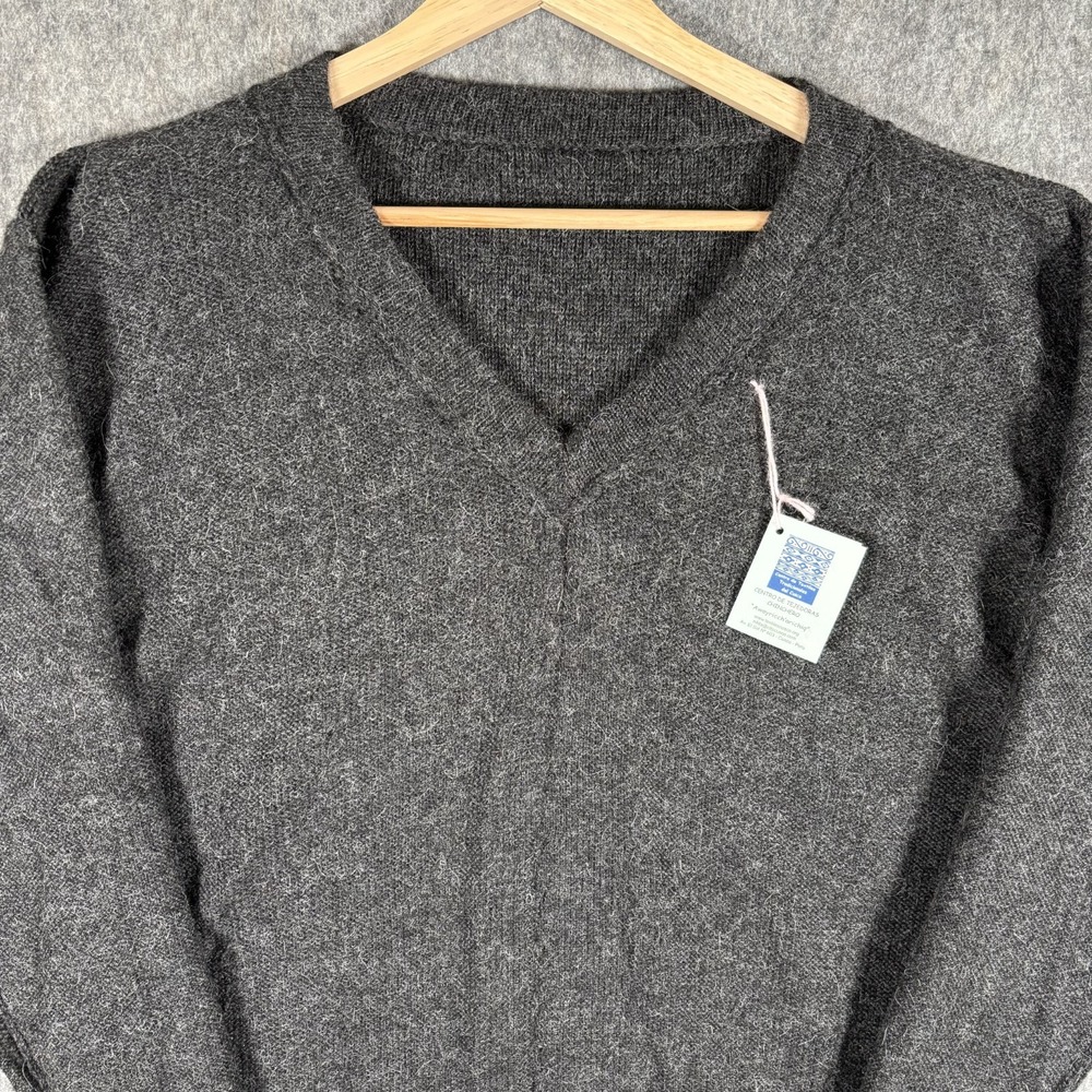 Centro De Textiles Tradicionales Del Cusco Alpaca Wool Sweater Gray V Neck Peru - Picture 2 of 12